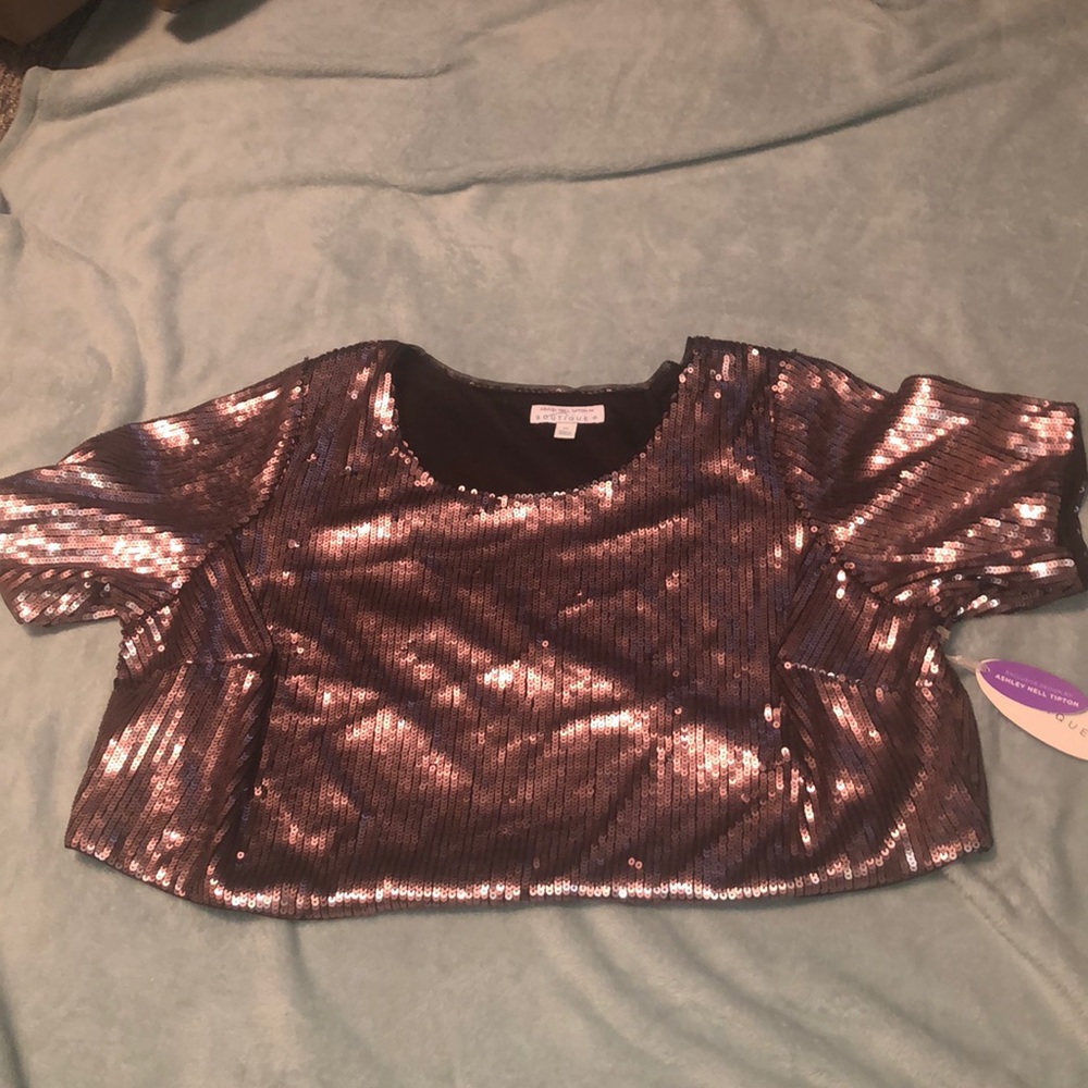 Plus Sequence Crop Top